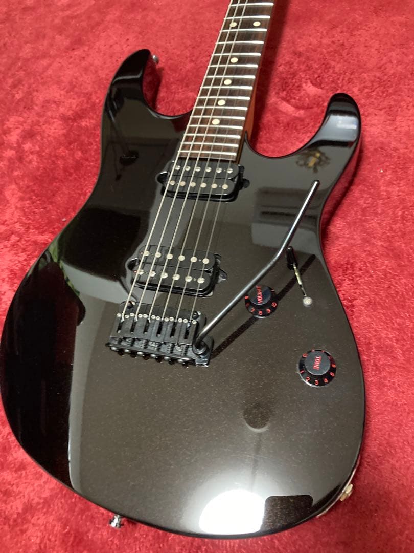 Suhr Modern 良コンディションです