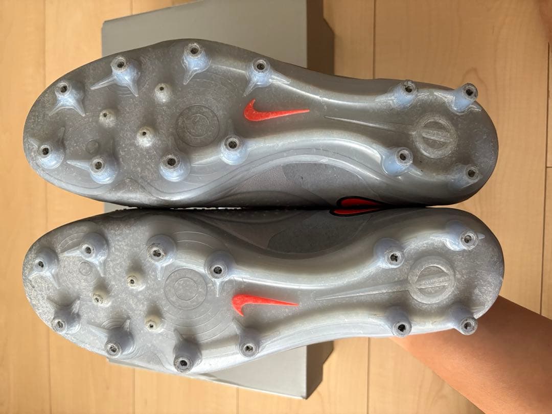 NIKE ティエンポレジェンド10 AG エリート 27cm