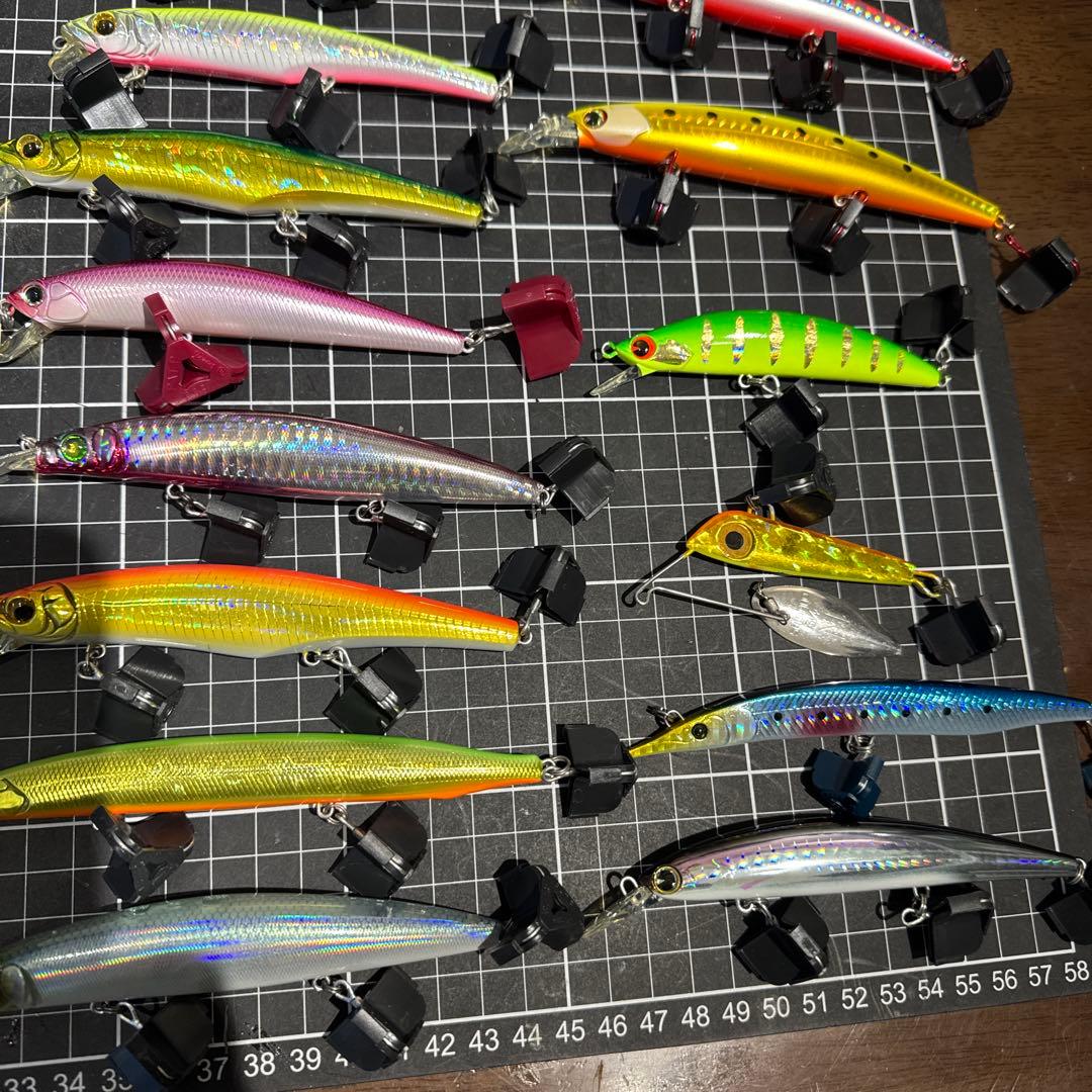 みんな美品　シーバスルアー　大量　40個　魚道　アイマ　メガバスなど。