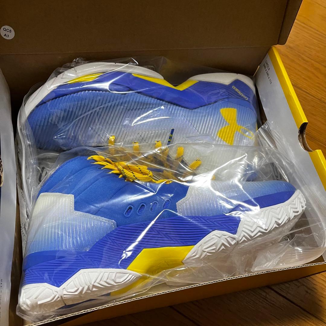 希少　アンダーアーマー Curry2.5 カリー2.5 ステフィンカリーモデル