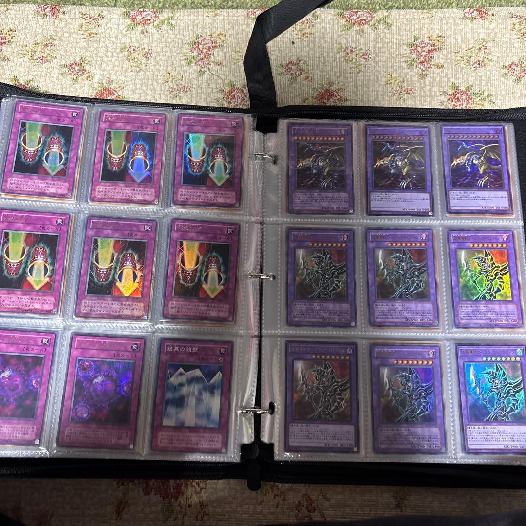 【遊戯王カード引退品】初期・レリーフ等８００枚以上　　2ファイル分　即購入大歓迎