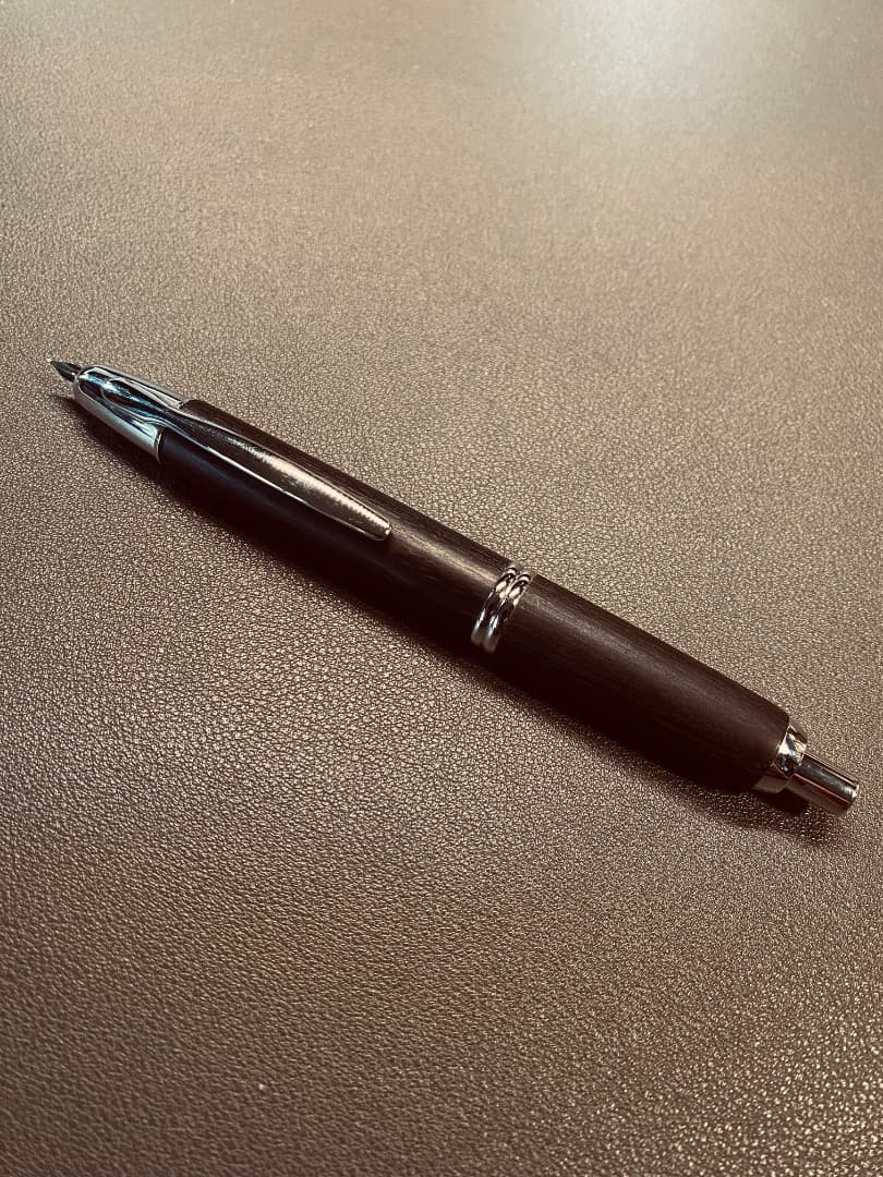 PILOT 万年筆 キャップレス 木軸 ブラック 細字 FC25SKBF