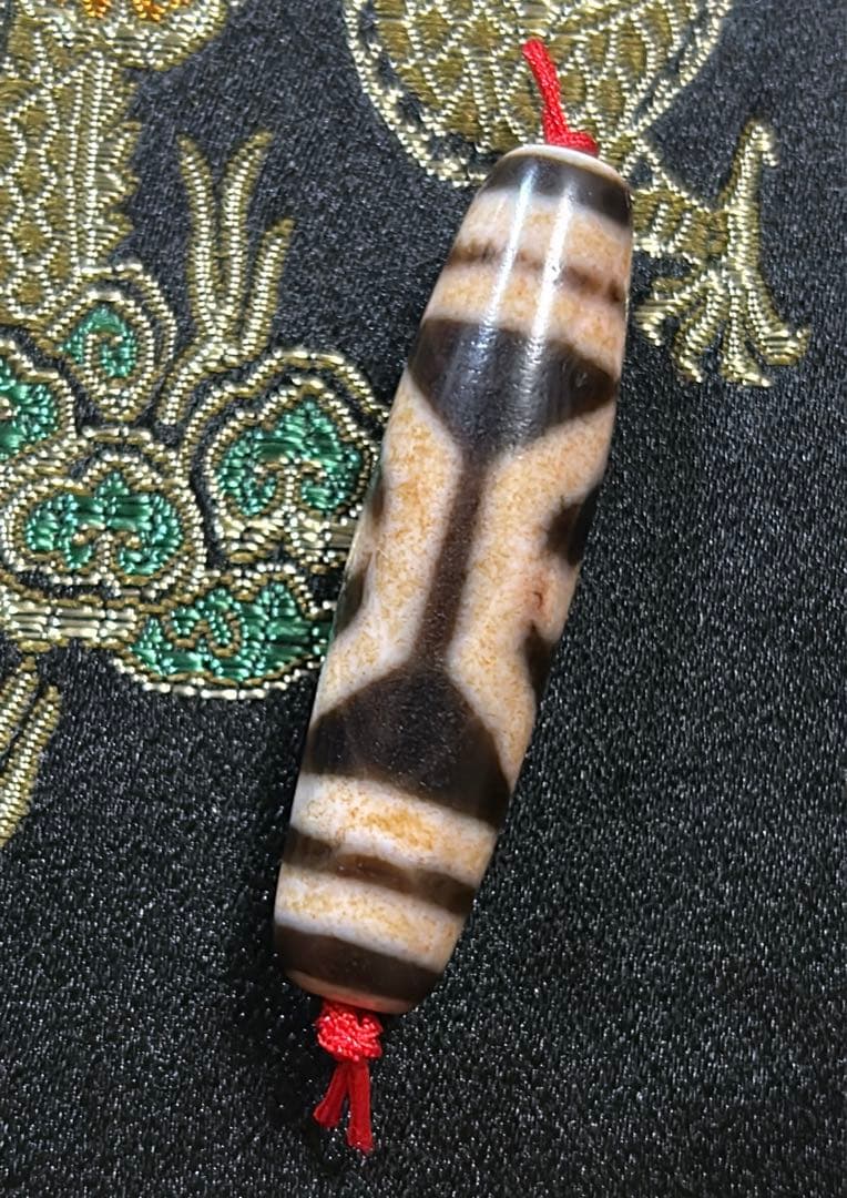 大鵬鳥天珠　朱砂　老天珠　台湾至純天珠／送料込　匿名発送／チベット　天珠　お守り