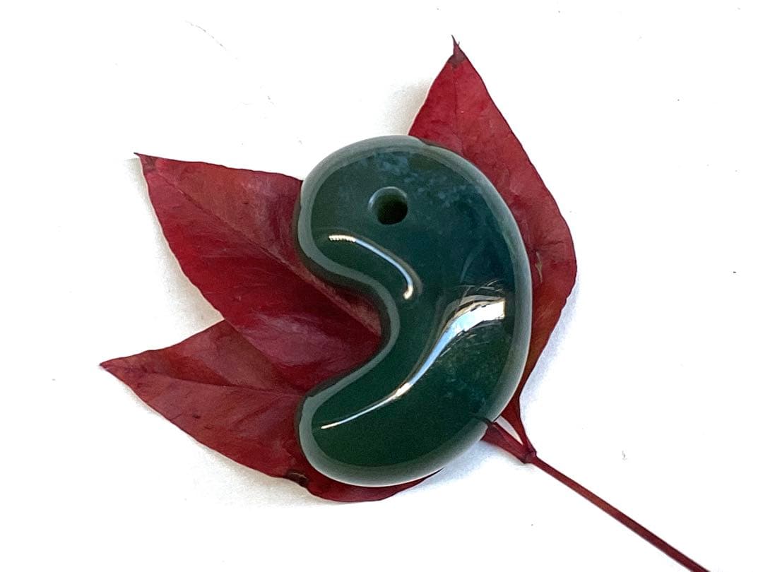 天然無垢石 グラデーションアートの美しい出雲石【碧玉】　即購入を半額以下‼️鑑別書