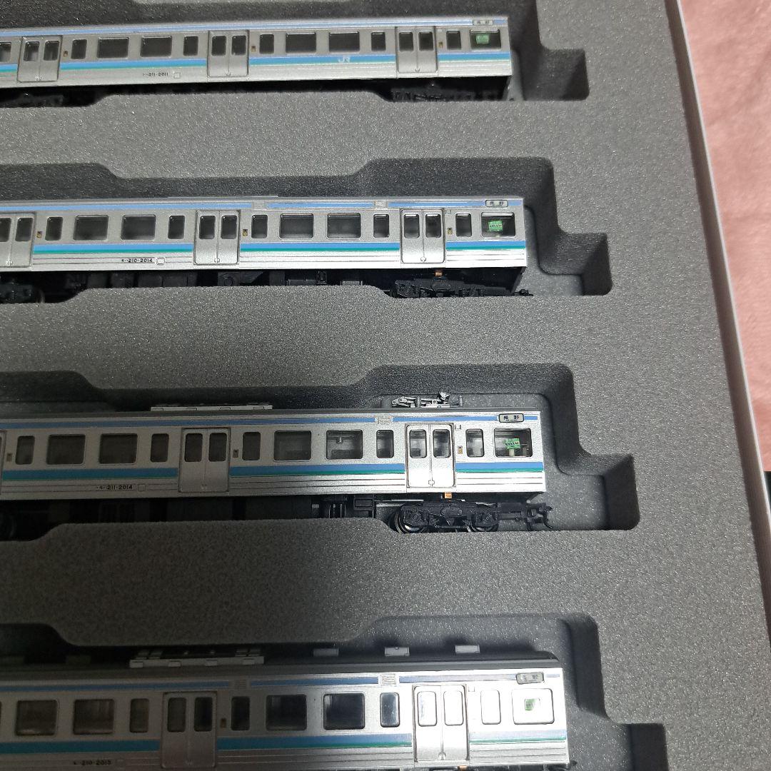 KATO10-1425 211系2000番台長野色