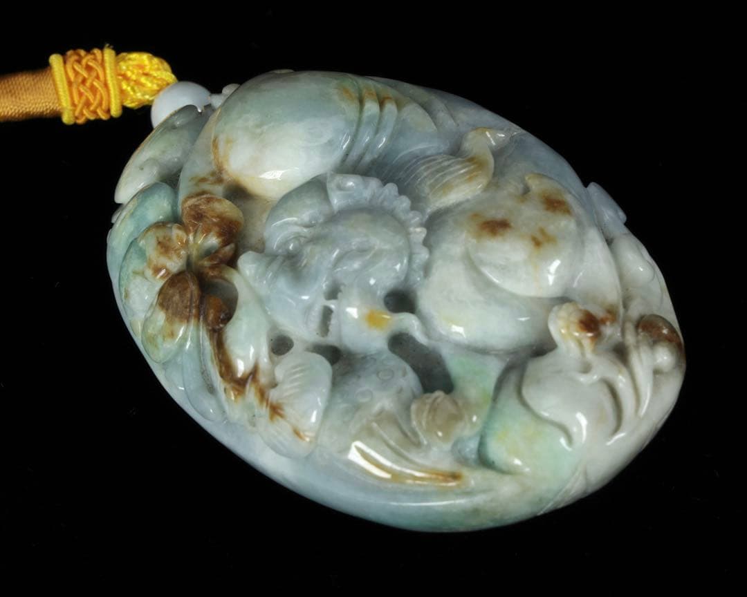 【中国美術】天然翡翠 青翡翠　手彫 獅子龍細密彫刻 握り石根付 ペンダント 紐付