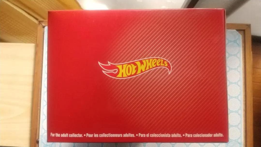 ミニカー Hot Wheels 458 Italia GT2 1/18