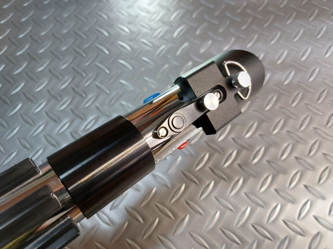カスタムライトセーバー〈DarthVaderVariant〉SN-PRO・新品
