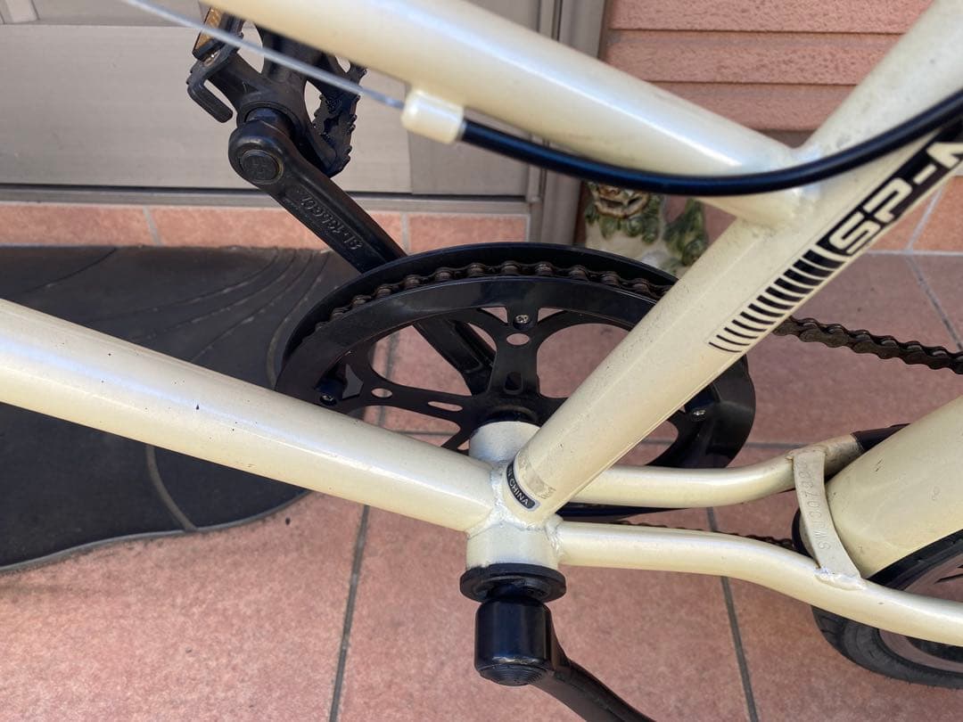 ミニベロ　6段変速　アイボリー　足立区引き取りのみ