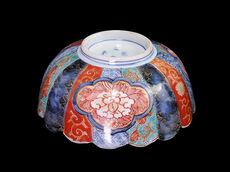 古伊万里　金襴手　窓絵　牡丹の図　輪花鉢　菓子鉢　E900AS-CUq