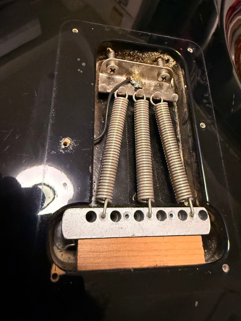 Fenderストラトブラック ボディ