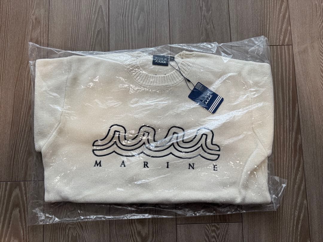 新品未使用　ムータ　長袖　クルーネック　ニット　サイズS