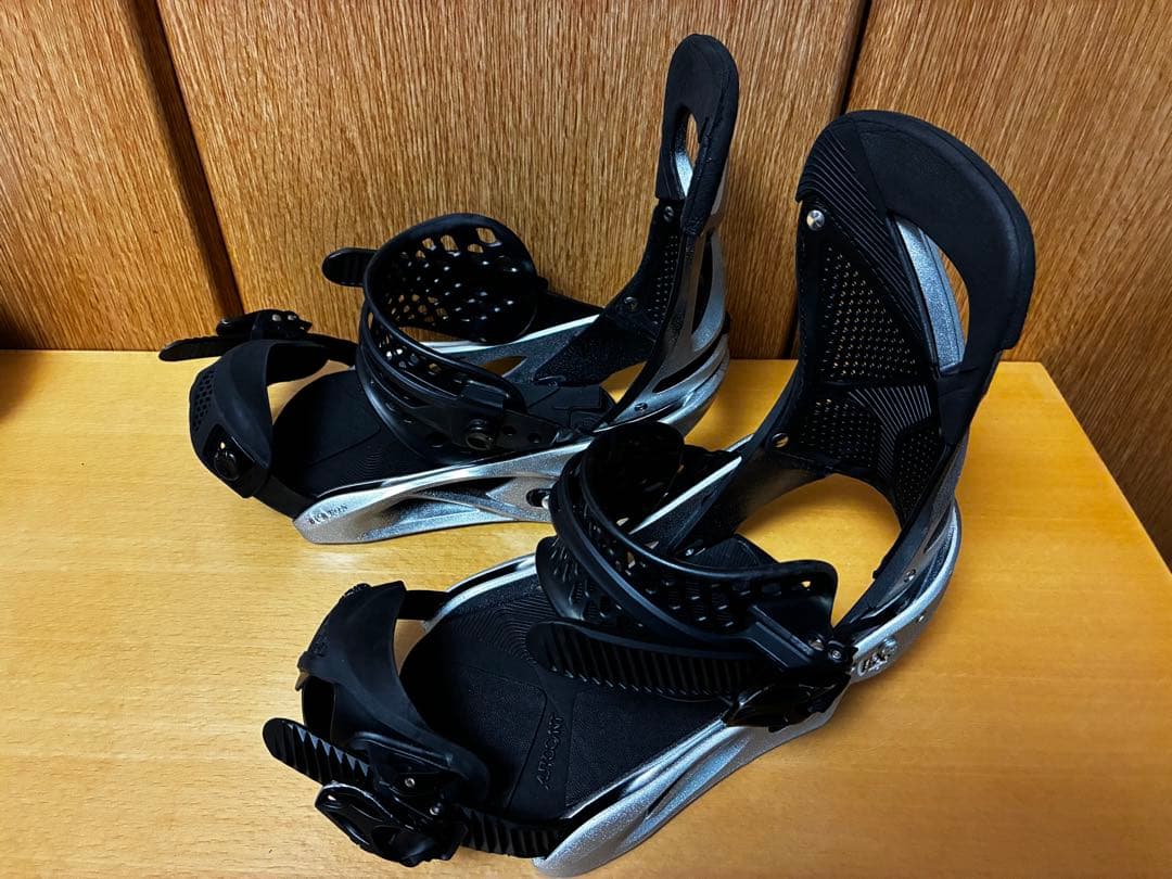 バートンBURTONバインディング【レクサ（レディースM）】シルバーフレークラメ