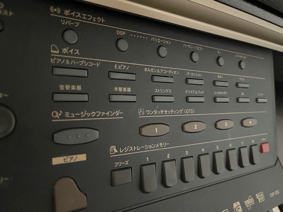 Yamaha Clavinova 電子ピアノCVP -205/203値下げ実施