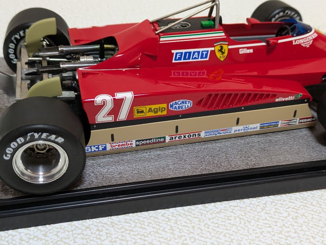 フェラーリ126C2 1982ダブルウィング ジル・ヴィルヌーブ#27