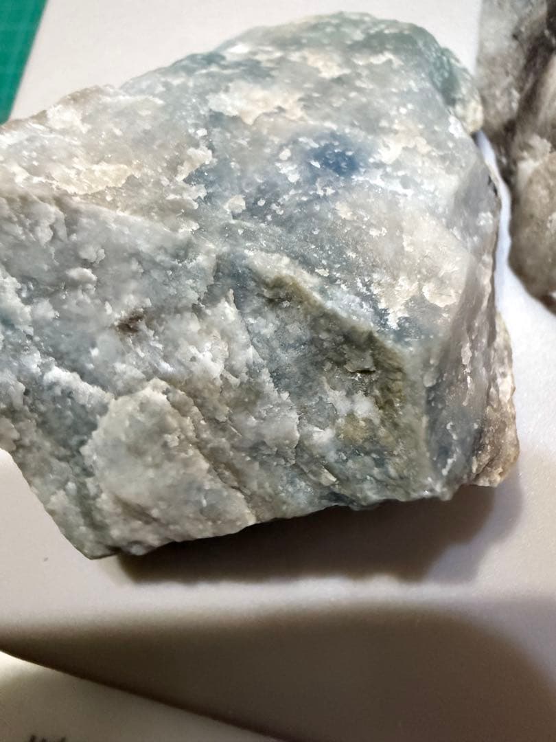 糸魚川翡翠‼️コン沢産地‼️素晴らしい原石２つ‼️計１０６.３g‼️破格出品‼️希少価値‼️