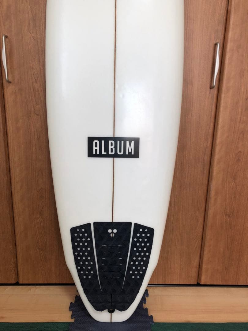 極美品ALBUMアルバムサーフボード Freewing 5'8\"
