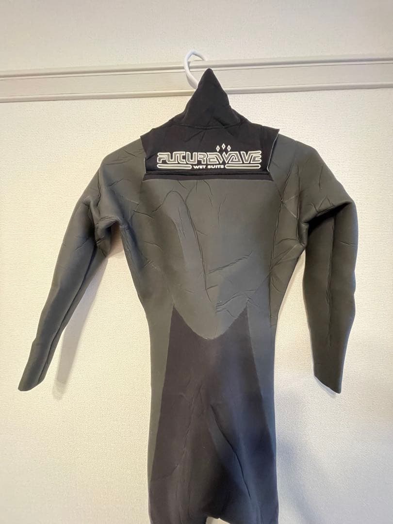 FUTURE セミドライスーツ 黒　All3mm メンズ　Lサイズ