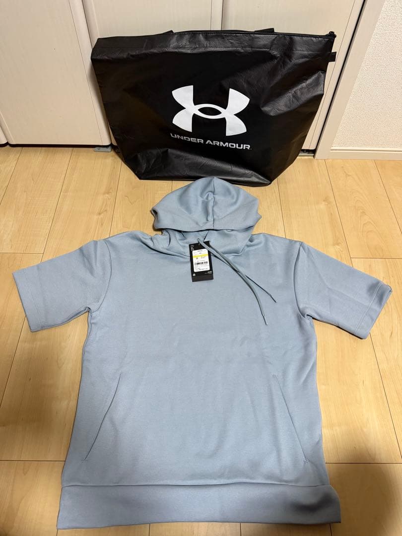 アンダーアーマー　福袋Mサイズ ７点セット クーポン4枚12000円分付き