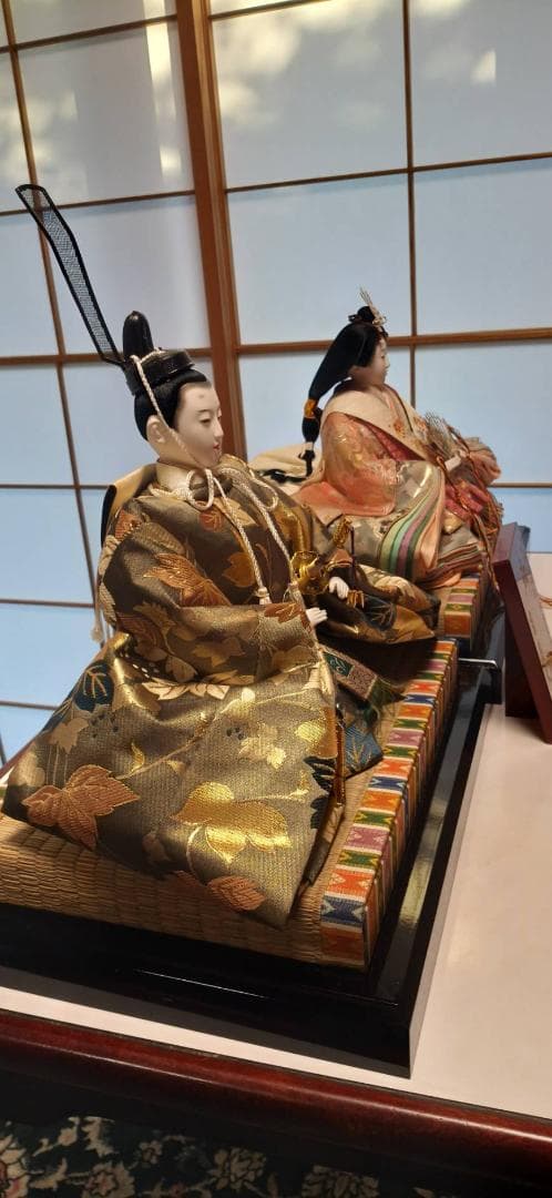 中古　雛人形 伝統的な精巧なデザイン