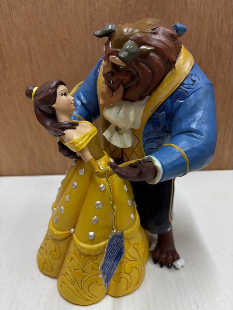 ディズニーショーケース 美女と野獣 大きなフィギュア