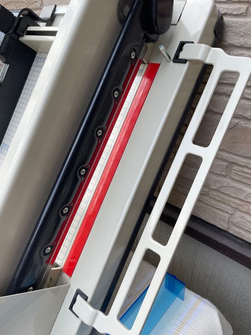 ✳️大型裁断機(ペーパーカッター)⚫︎色 ベージュ ⚫︎A4サイズ ⚫︎ダイシン商事