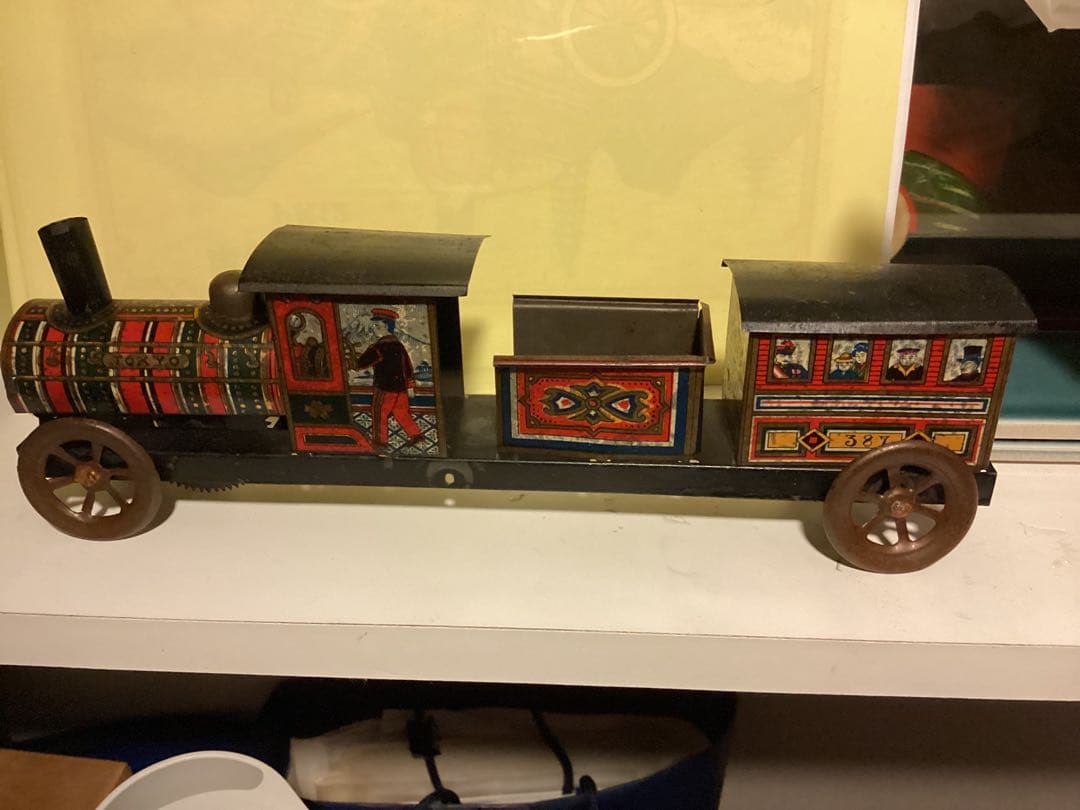ブリキ汽車
