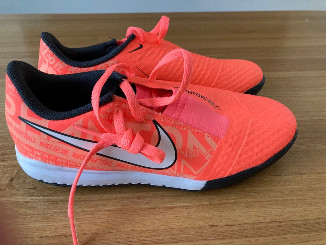 NIKE サッカーシューズ　ジュニア用　2足セット　新品未使用