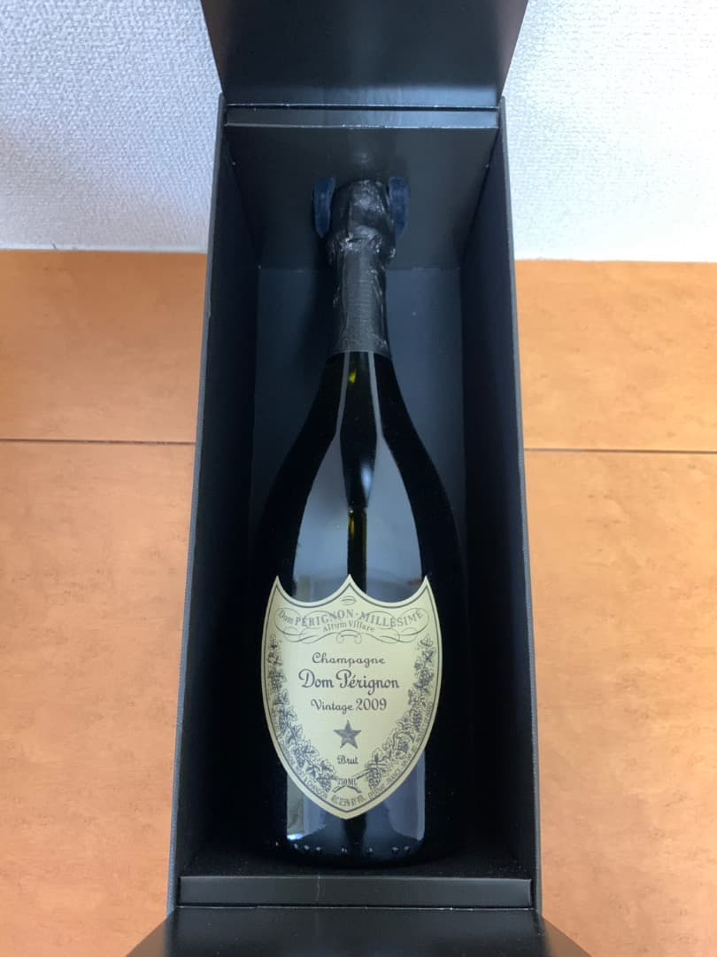 ドン・ペリニヨン（白）2009年／750ml [ボックス付]のシャンパン