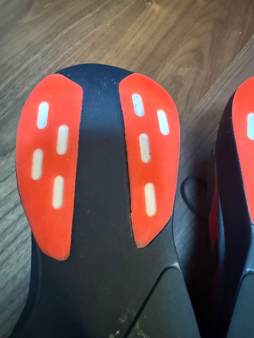 【未使用に近いです】adidas ADIZERO Evo SL 26cm