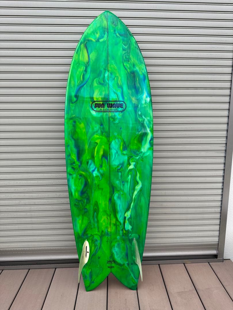 ★送料込み　SUN WAVE サンウェーブ　ツイン　5’6 ショートボード★