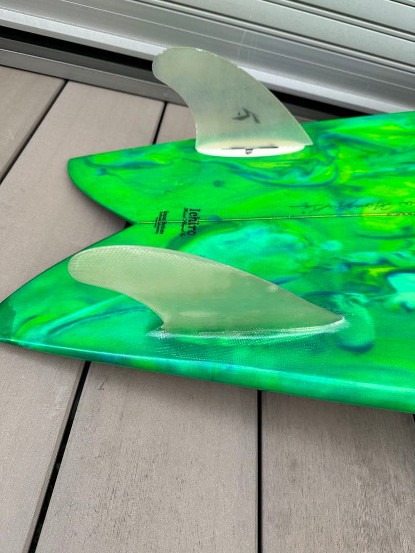 ★送料込み　SUN WAVE サンウェーブ　ツイン　5’6 ショートボード★