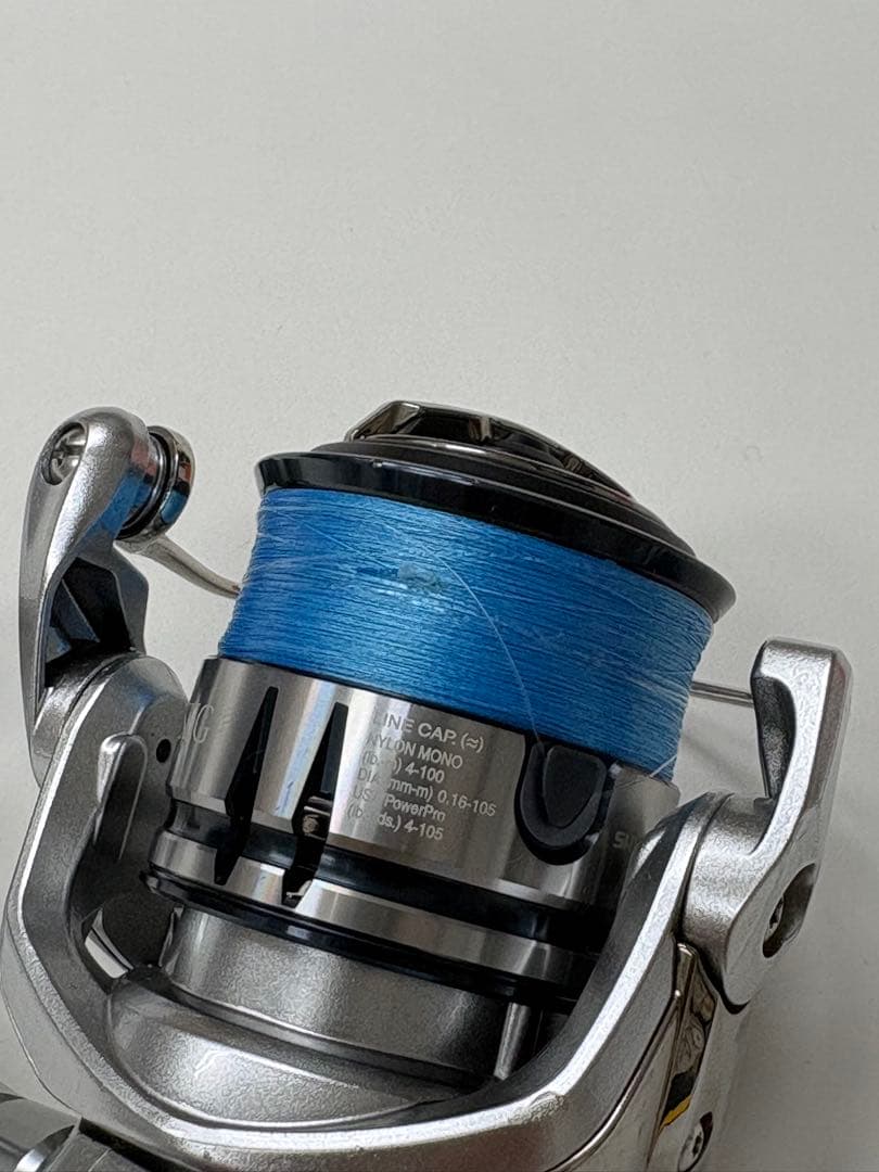 ストラディック C2000SHG + GOMEXUS ダブルハンドル ※エギング