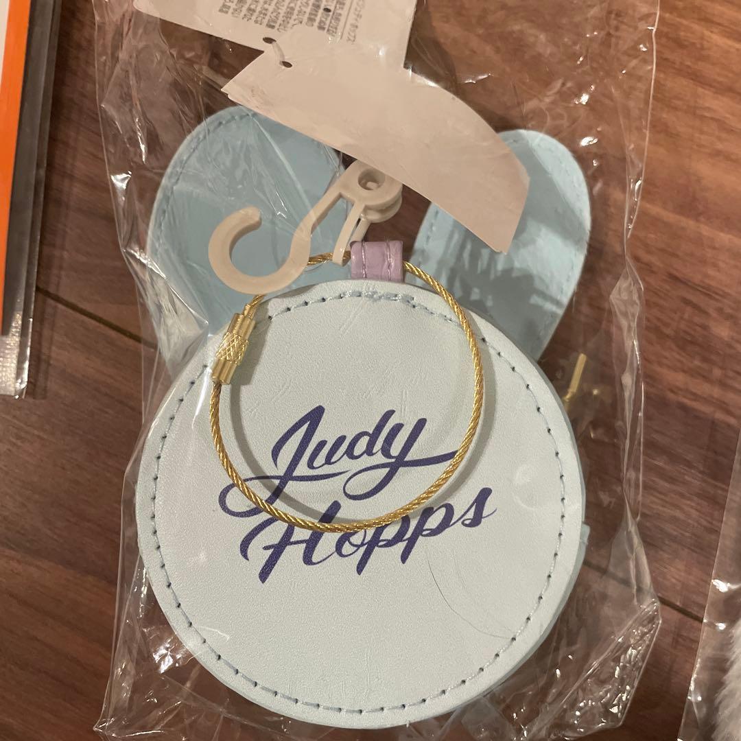 ズートピア2 ジュディポーチ　巾着　プラフック　ブローチ　ヘアバンド　エコバッグ