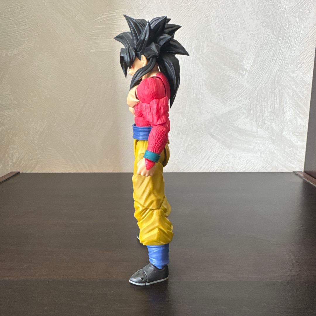 ハ*ん様 s.h.figuarts スーパーサイヤ人4 孫悟空