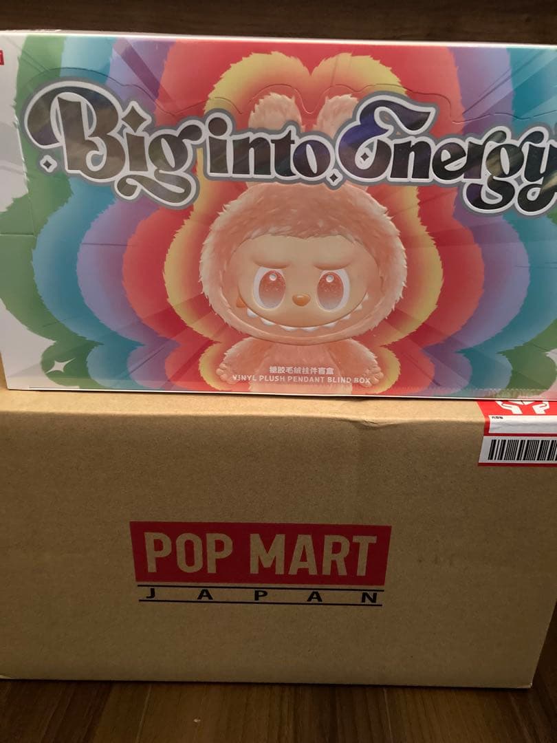 未開封 POPMART ラブブ big into energy アソートボックス