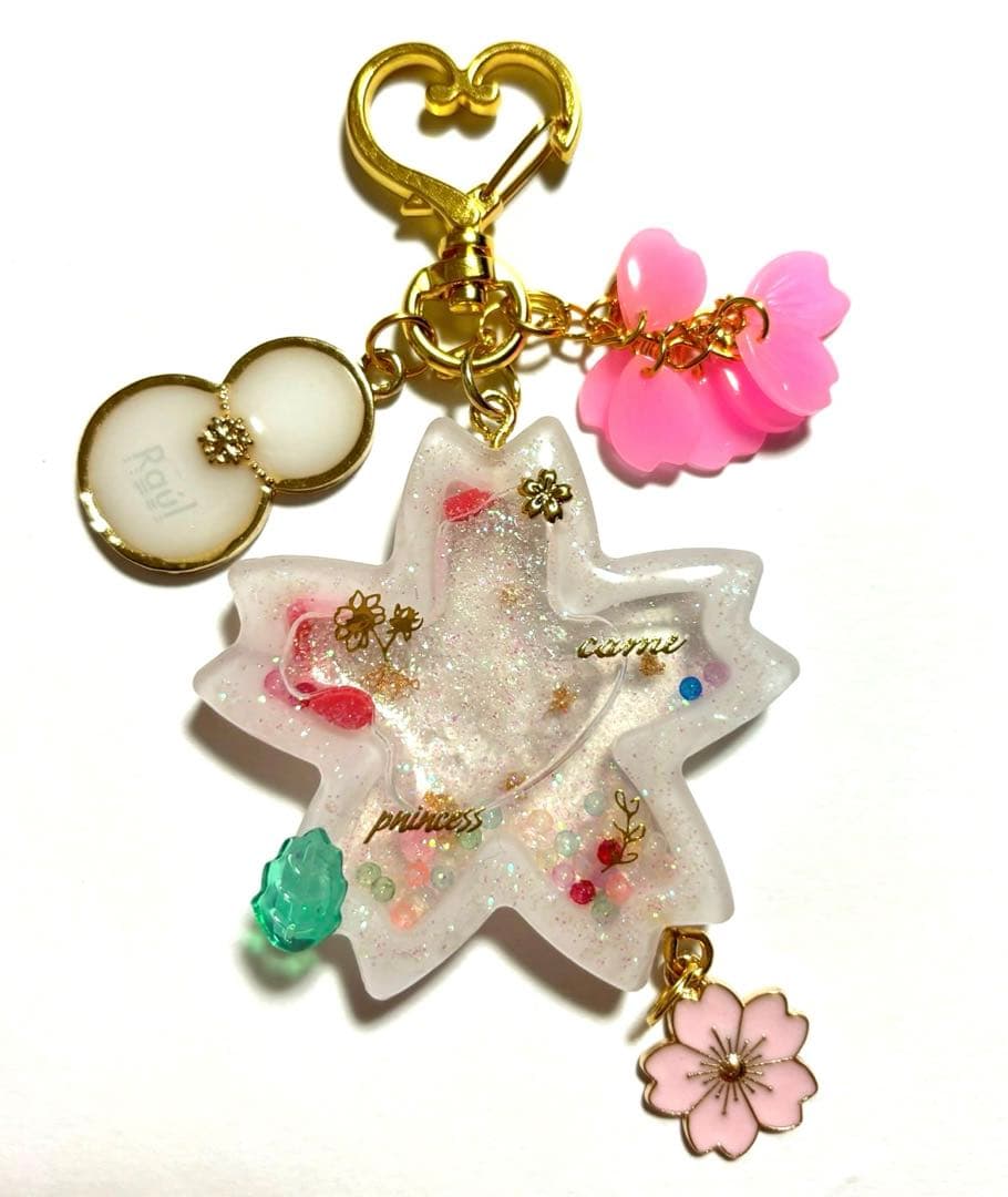 Man レジンキーホルダー さくらシェイカー 雪だるま ハンドメイド