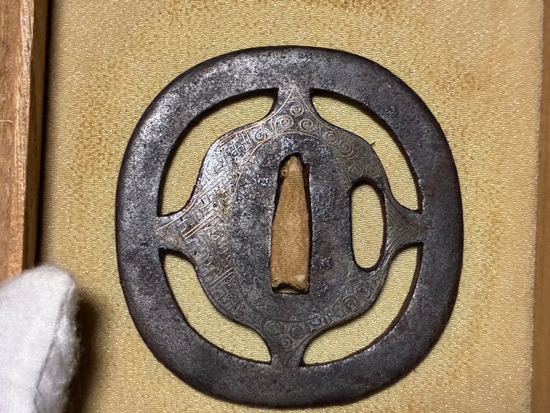 鉄製 十文字 金象嵌 鍔(つば) 刀 時代物 箱入