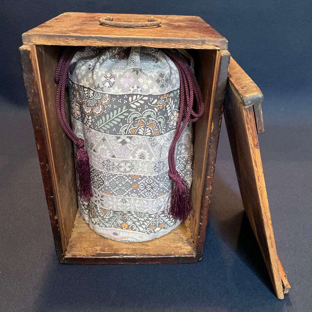 時代物「秋草に露 蒔絵」の『丸型重箱』仕覆・共箱付※美品　重箱　野弁当箱　漆器