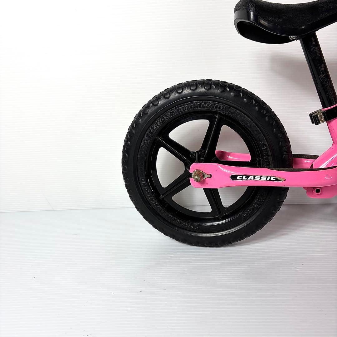 美品 ストライダー クラシック 12 ピンク 人気色 キックバイク ベル付き