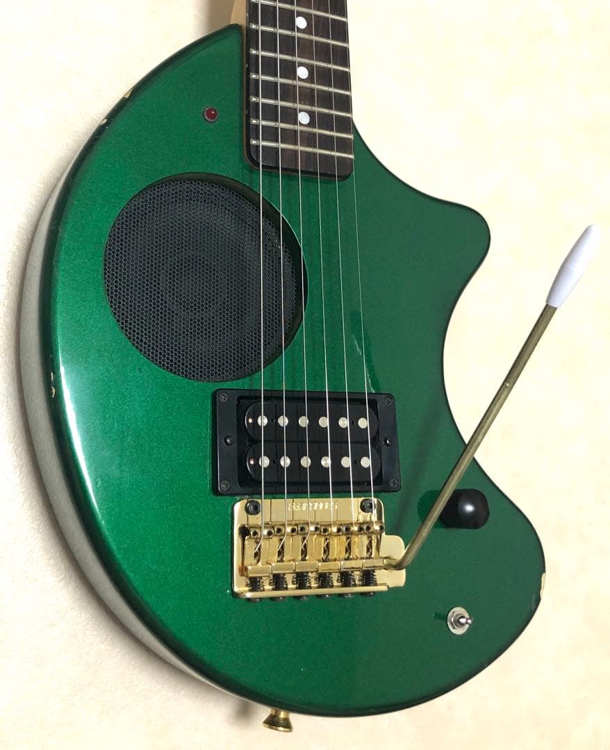 【美品】ZO-3 芸達者 グリーン アンプ内蔵ミニギター 専用ケース付 ぞうさん