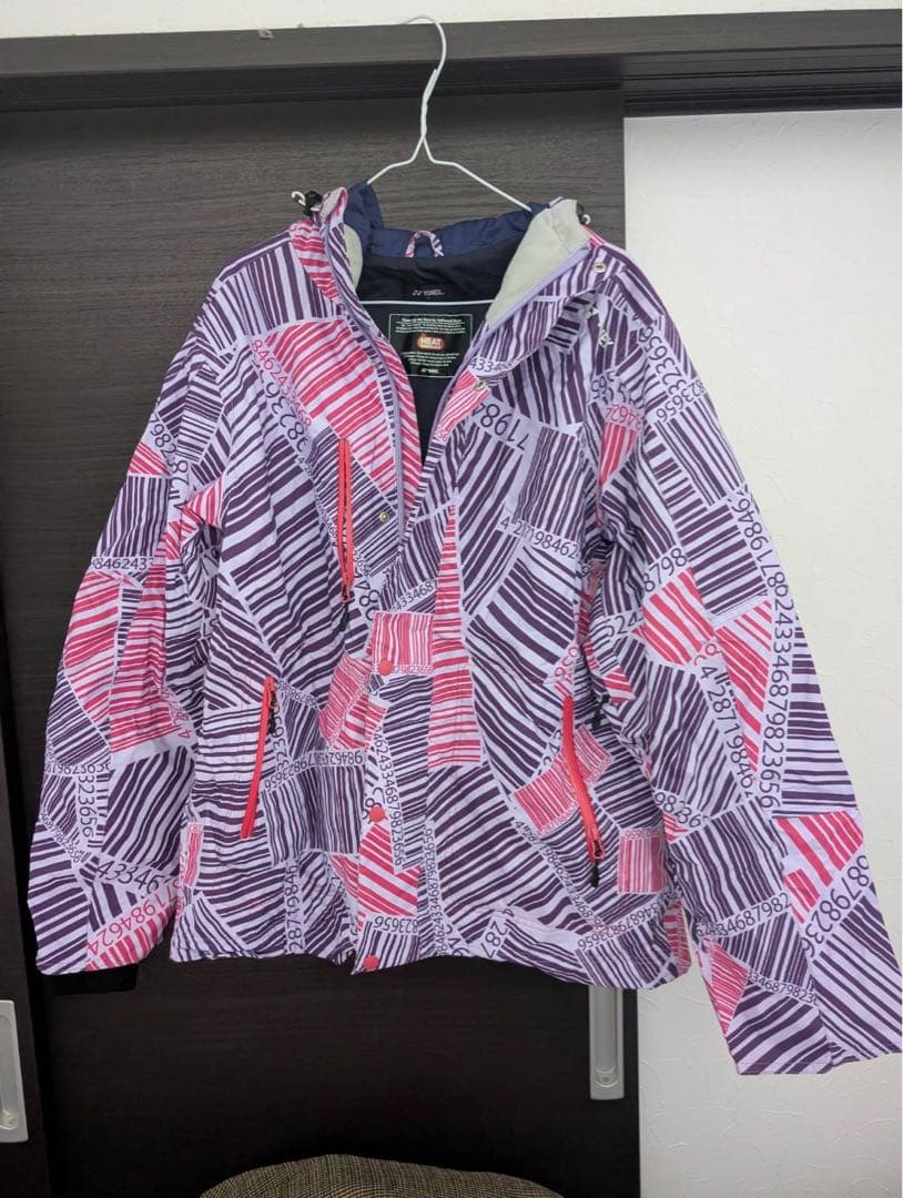 スノーボードウェアセット（ジャケット＆パンツ）