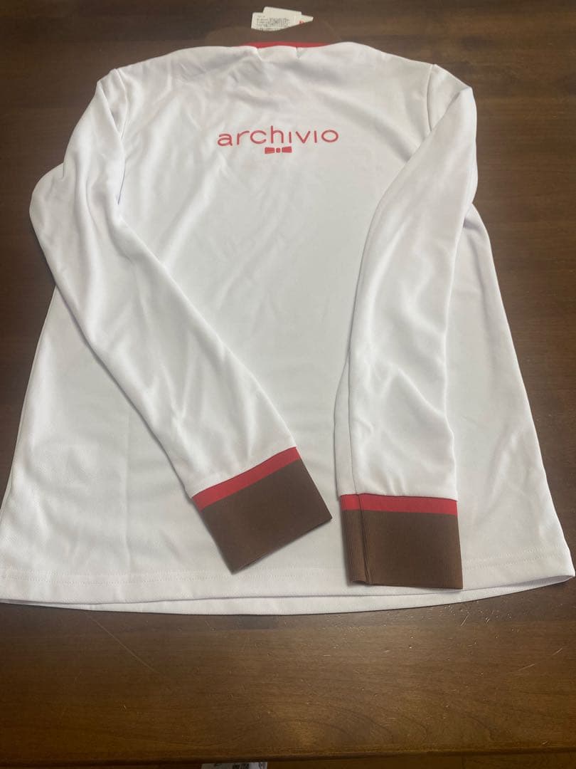 お値引きしました　新品　アルチビオ　36 プルオーバー