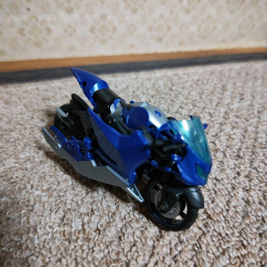 トランスフォーマー　アーシー