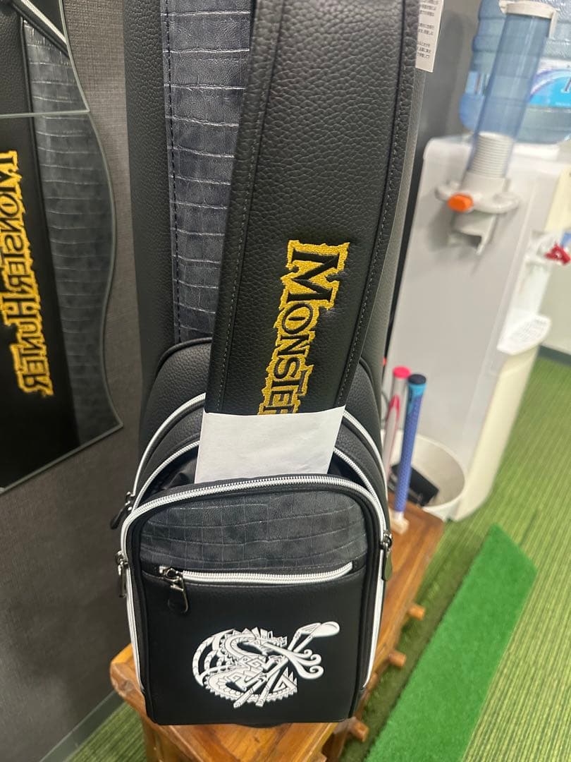新品　モンスターハンターキャディバッグ