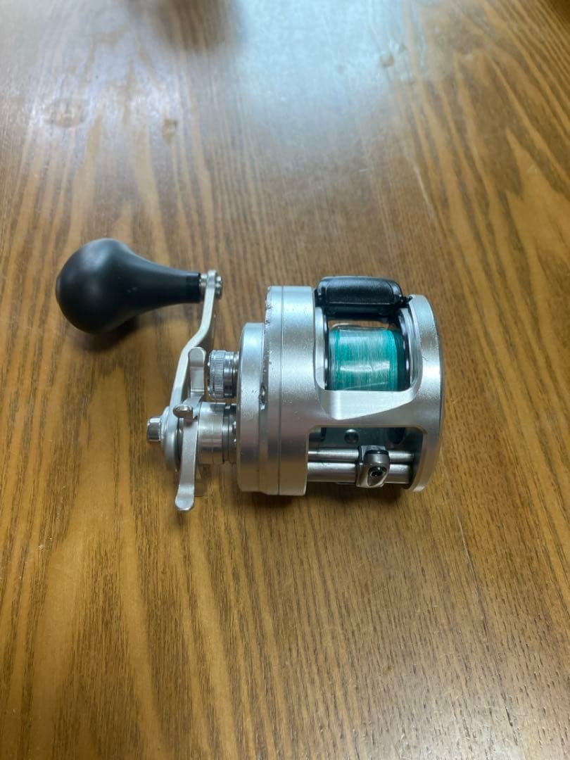 つりきち　シマノ　オシアカルカッタ300HG