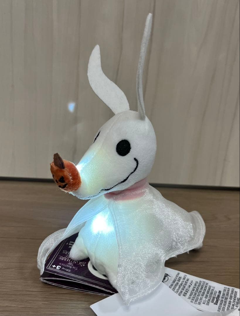 ♡新品♡ ナイトメアービフォアクリスマス “ゼロ” マグネット式肩のせぬいぐるみ