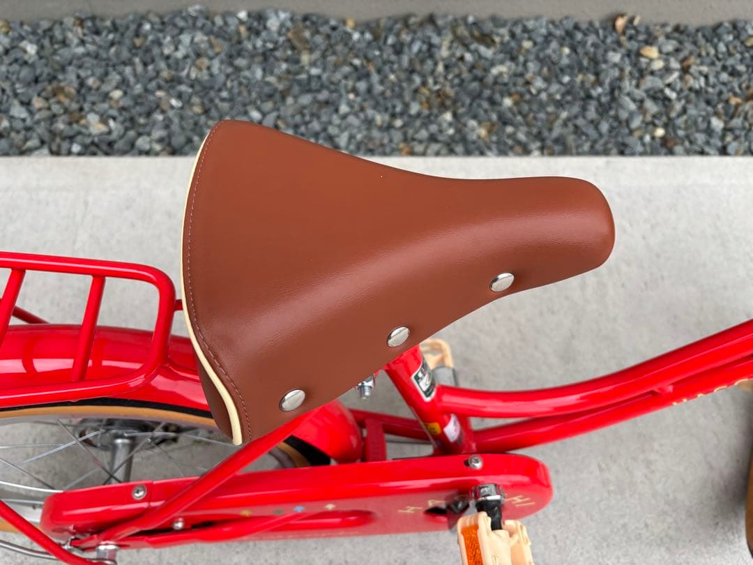 BRIDGESTONE ハッチ16インチ（引き取り希望）