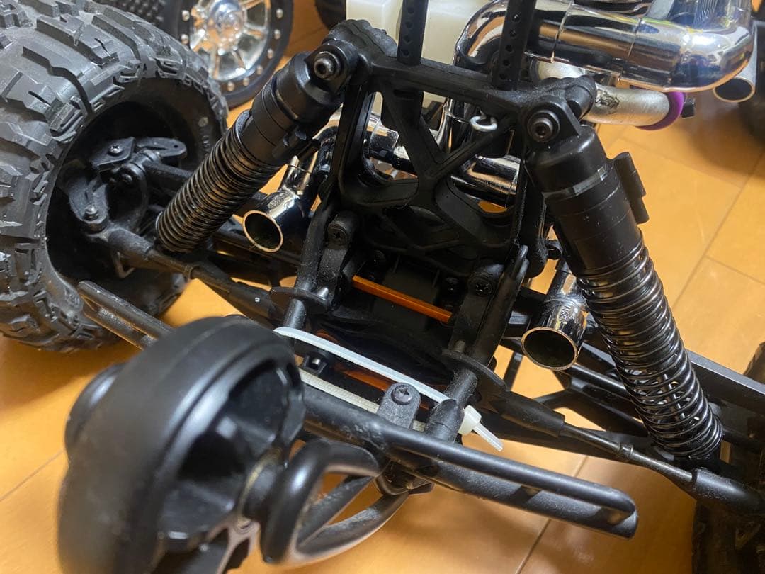 HPI サベージ　バーンバーナー製デュアルマフラー