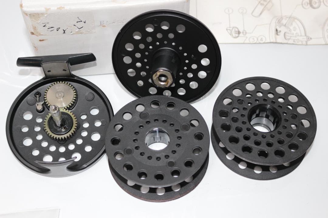 テンプルフォーク TFO　Mayfly　7～9番　箱&替えカセットスプール付き